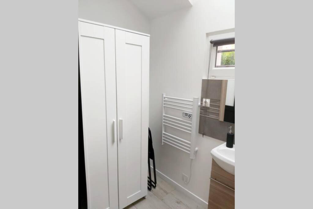 グルッシーSuperbe Studio 15 M²,Proche Disney, Asterix, Cdgアパートメント エクステリア 写真